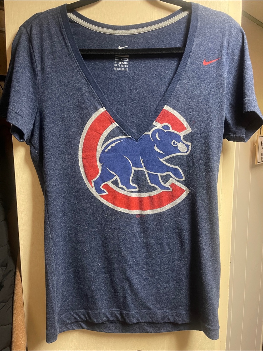 Nike Navy Chicago Cubs V‑Neck Tee with Red & White Logo
